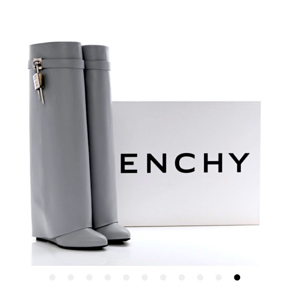 Givenchy Shark Lock Boots Grey - Never Worn
